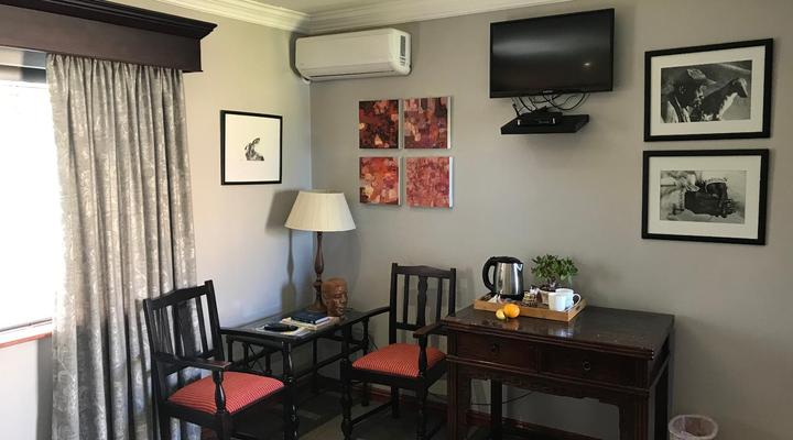 The Crown Guesthouse