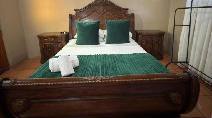 WhyNot Restaurant & Guest Lodge