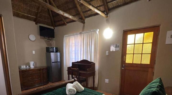 WhyNot Restaurant & Guest Lodge