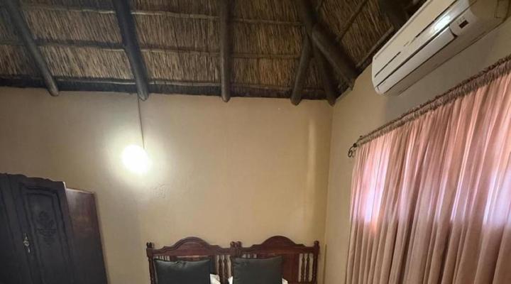 WhyNot Restaurant & Guest Lodge