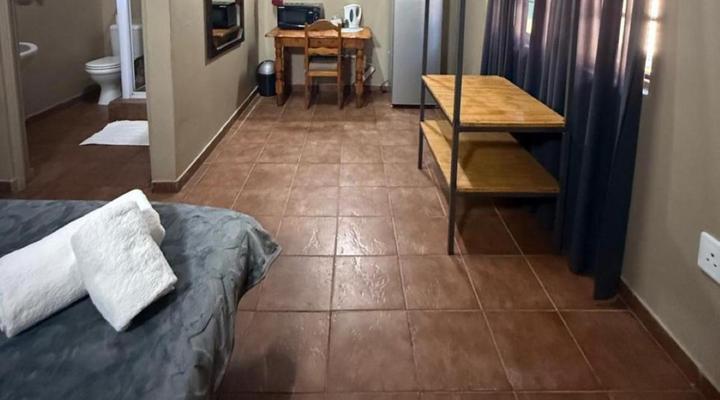 WhyNot Restaurant & Guest Lodge