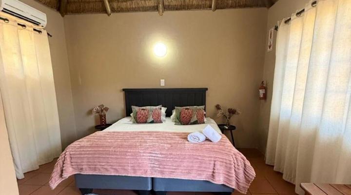 WhyNot Restaurant & Guest Lodge