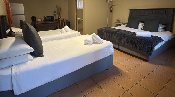 WhyNot Restaurant & Guest Lodge