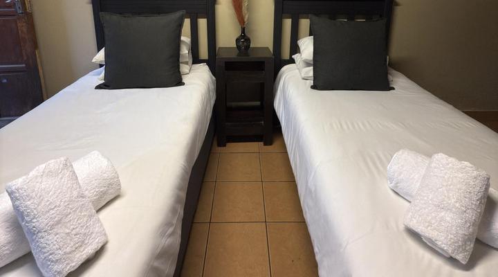 WhyNot Restaurant & Guest Lodge