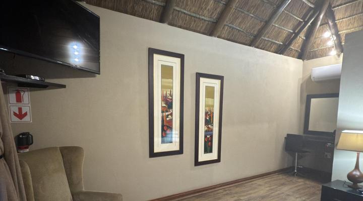 WhyNot Restaurant & Guest Lodge