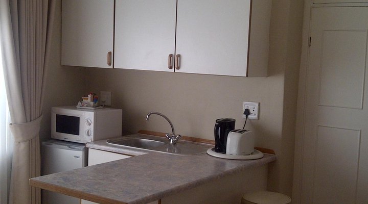 Red Tudor Bed and Breakfast