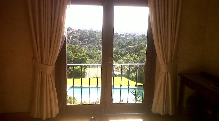 Red Tudor Bed and Breakfast