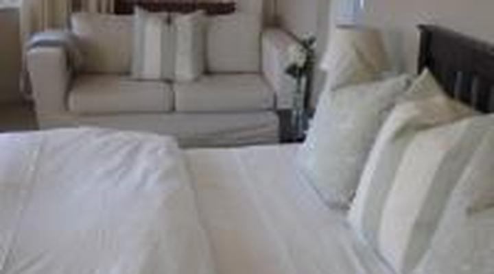 Chartwell Castle and Guest House