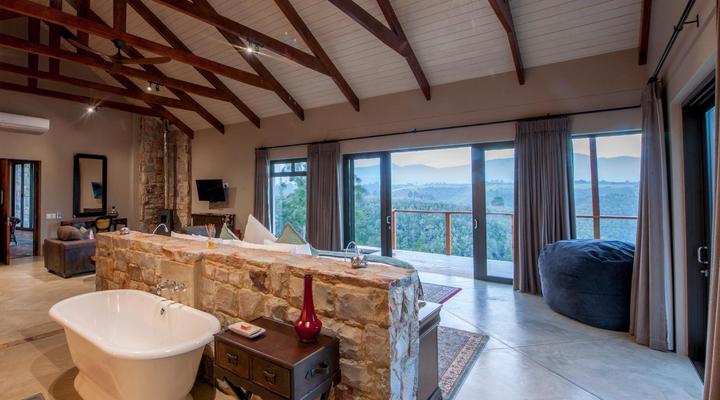 Tamodi Lodge and Stables