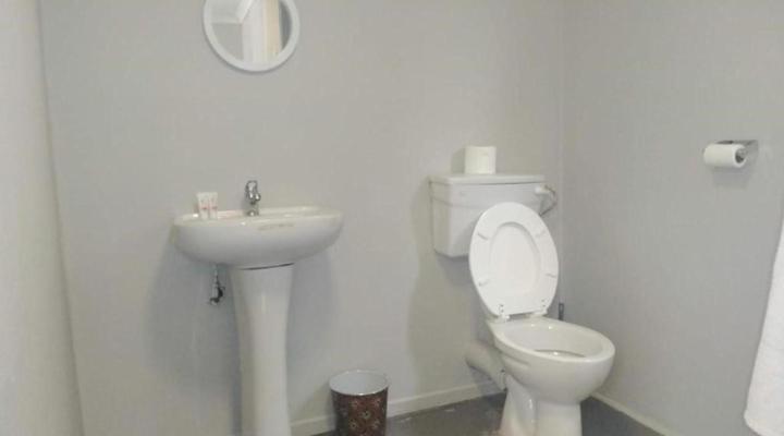 Namastat Lodge and Caravan Park