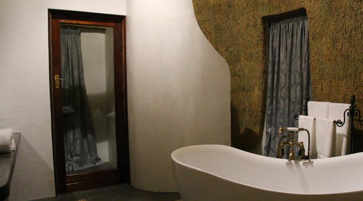 We Kebi Safari Lodge