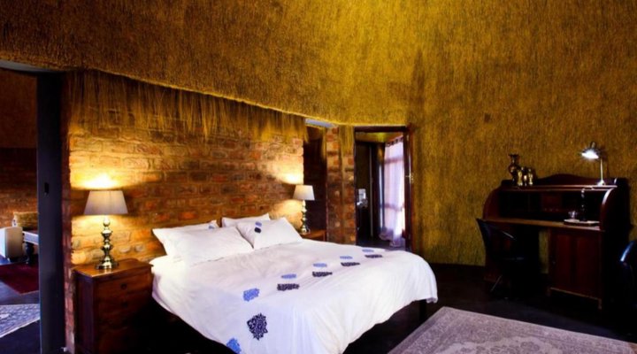 We Kebi Safari Lodge