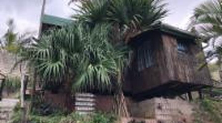 Ansteys Beach Self-Catering and Backpackers