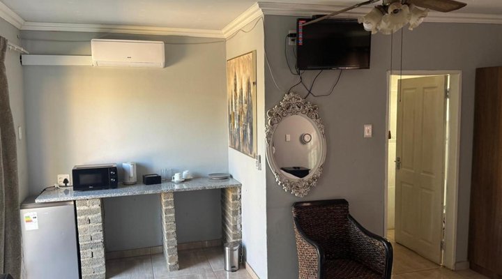 G Kennzy Guest House