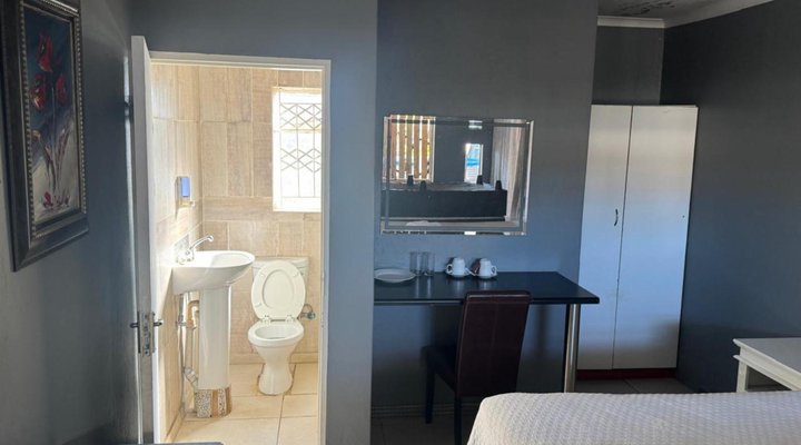 G Kennzy Guest House