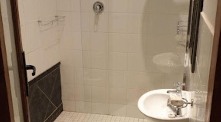 Waverley Guest House