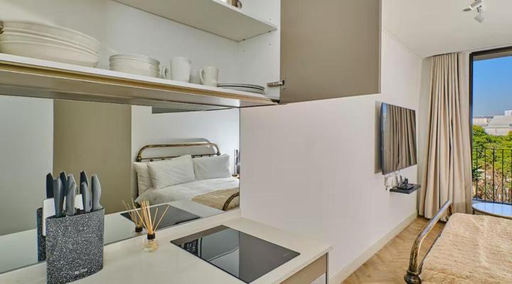 Urban Escapes Apartments