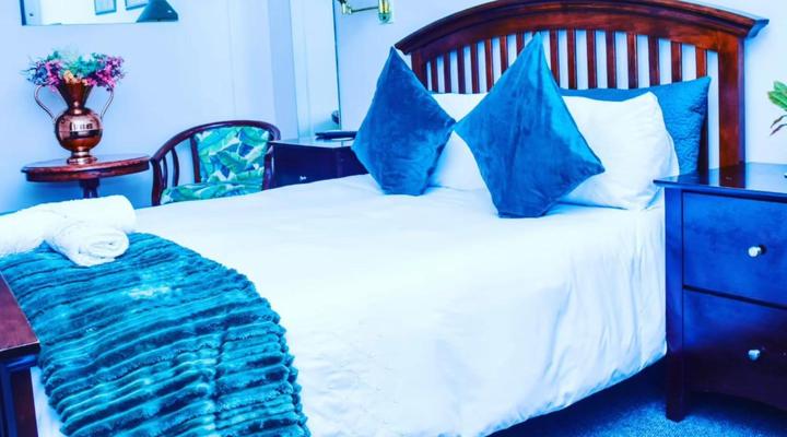 Royal Highness Lux Guesthouse