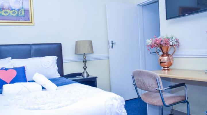 Royal Highness Lux Guesthouse