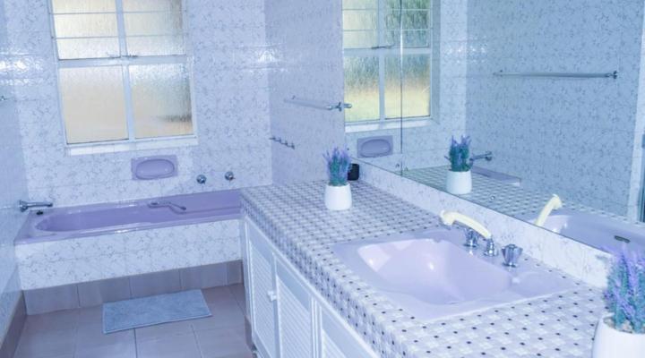 Royal Highness Lux Guesthouse