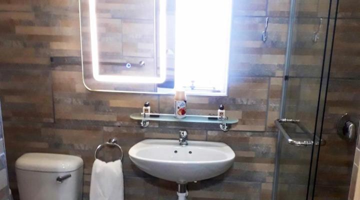 Bateleur Self Catering