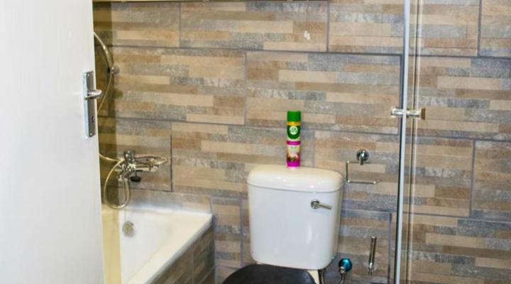 Bateleur Self Catering