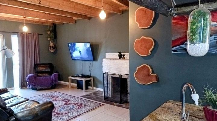 Bateleur Self Catering