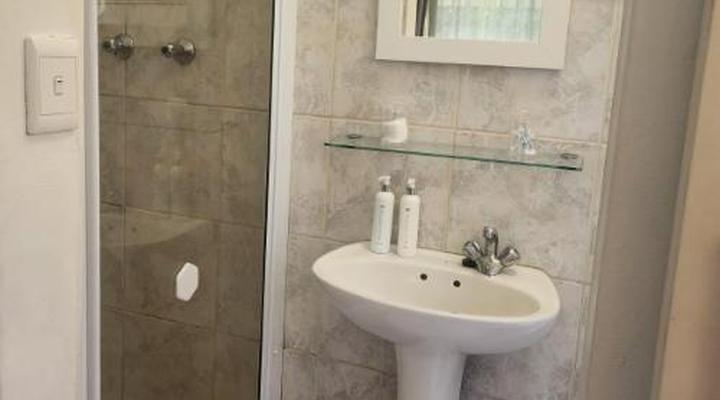 Hillton Manor Guest House