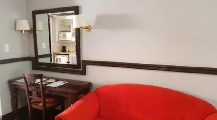 Court Classique Suite Hotel