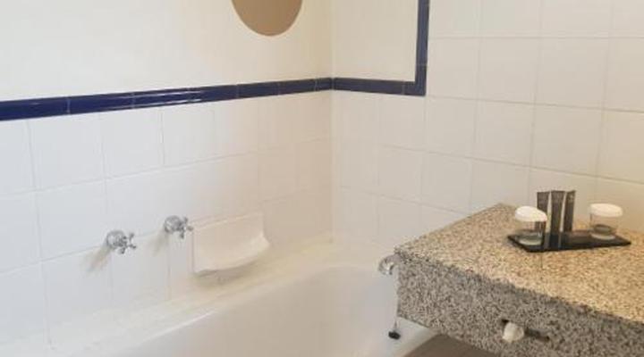 Court Classique Suite Hotel