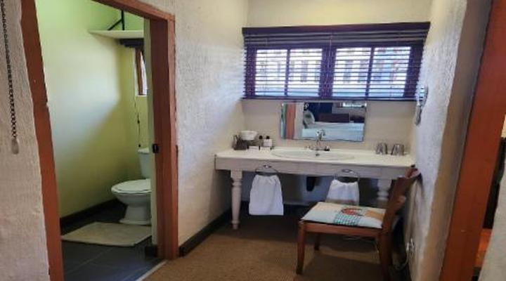 Cleopatra Mountain Farmhouse