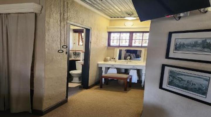 Cleopatra Mountain Farmhouse