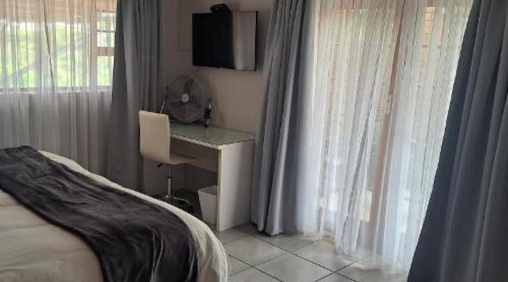 Dolphin View Guesthouse