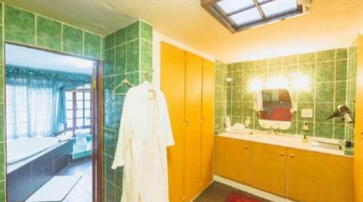 Pretoria Mansion Coral Tree Inn