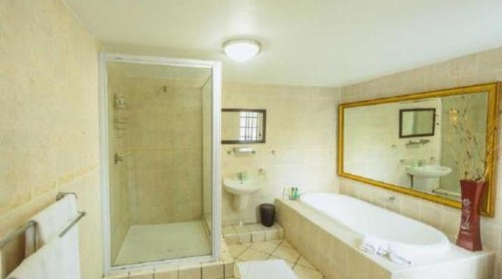 Pretoria Mansion Coral Tree Inn