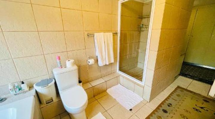 Pretoria Mansion Coral Tree Inn