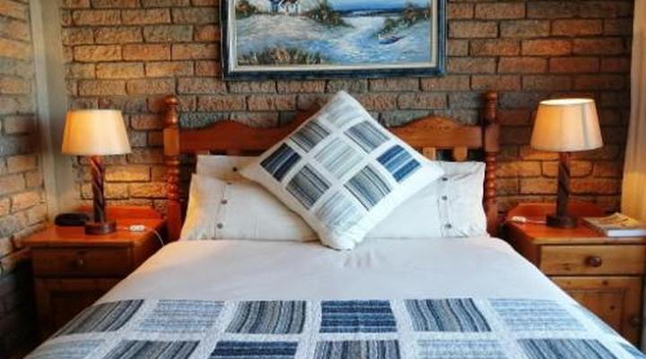 Amzee-bokmakierie Guest House