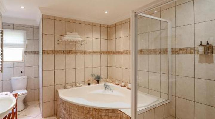 A Tuscan Villa Guest House