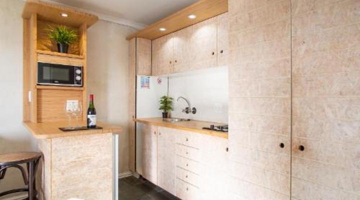 African Violet Guest Suites