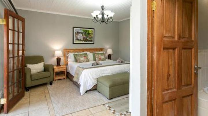 The Old Hatchery Mountain Retreat & Waterfall Restaurant & Pub