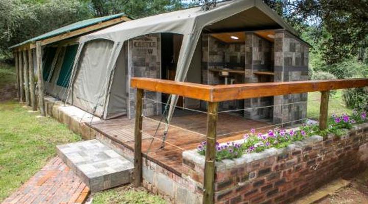 The Old Hatchery Mountain Retreat & Waterfall Restaurant & Pub