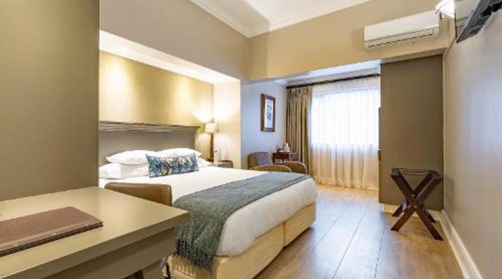 Sheppard Boutique Hotel