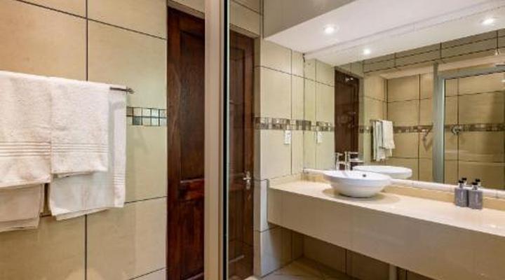 Sheppard Boutique Hotel