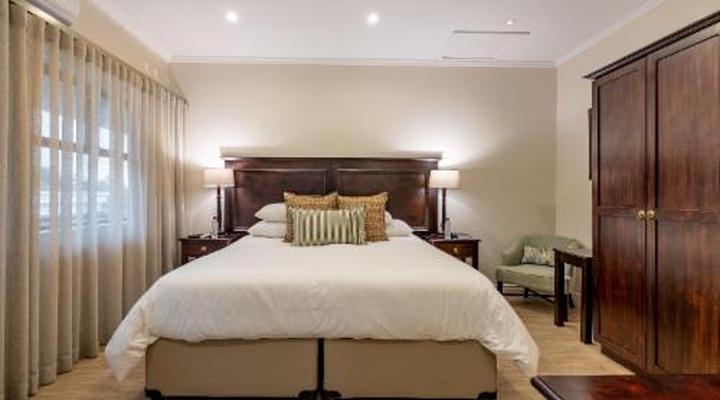 Sheppard Boutique Hotel