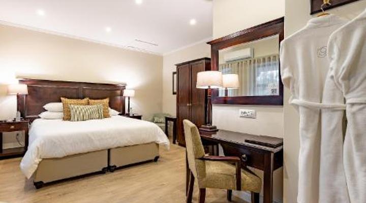 Sheppard Boutique Hotel