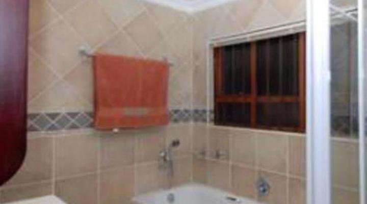 Threebees Guesthouse