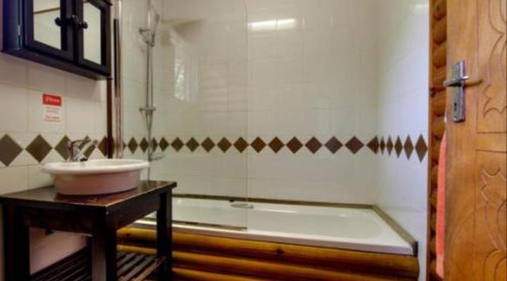 Sunset Lodge Log Cabins