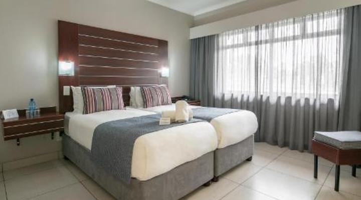 Hotel Savoy and Conference Centre