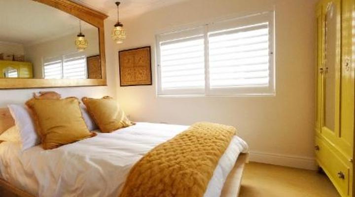 Dolphin Inn Guest House