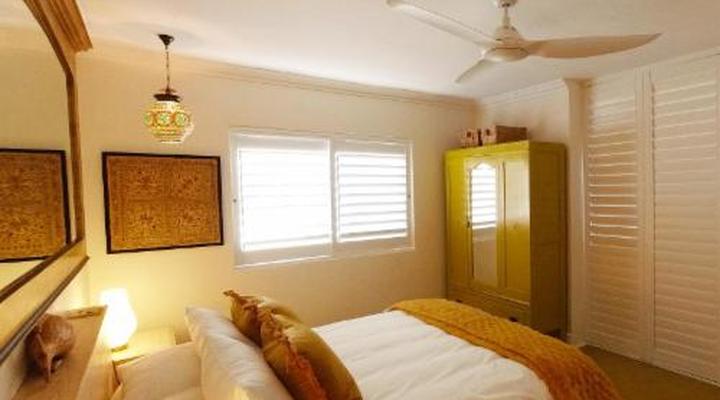 Dolphin Inn Guest House